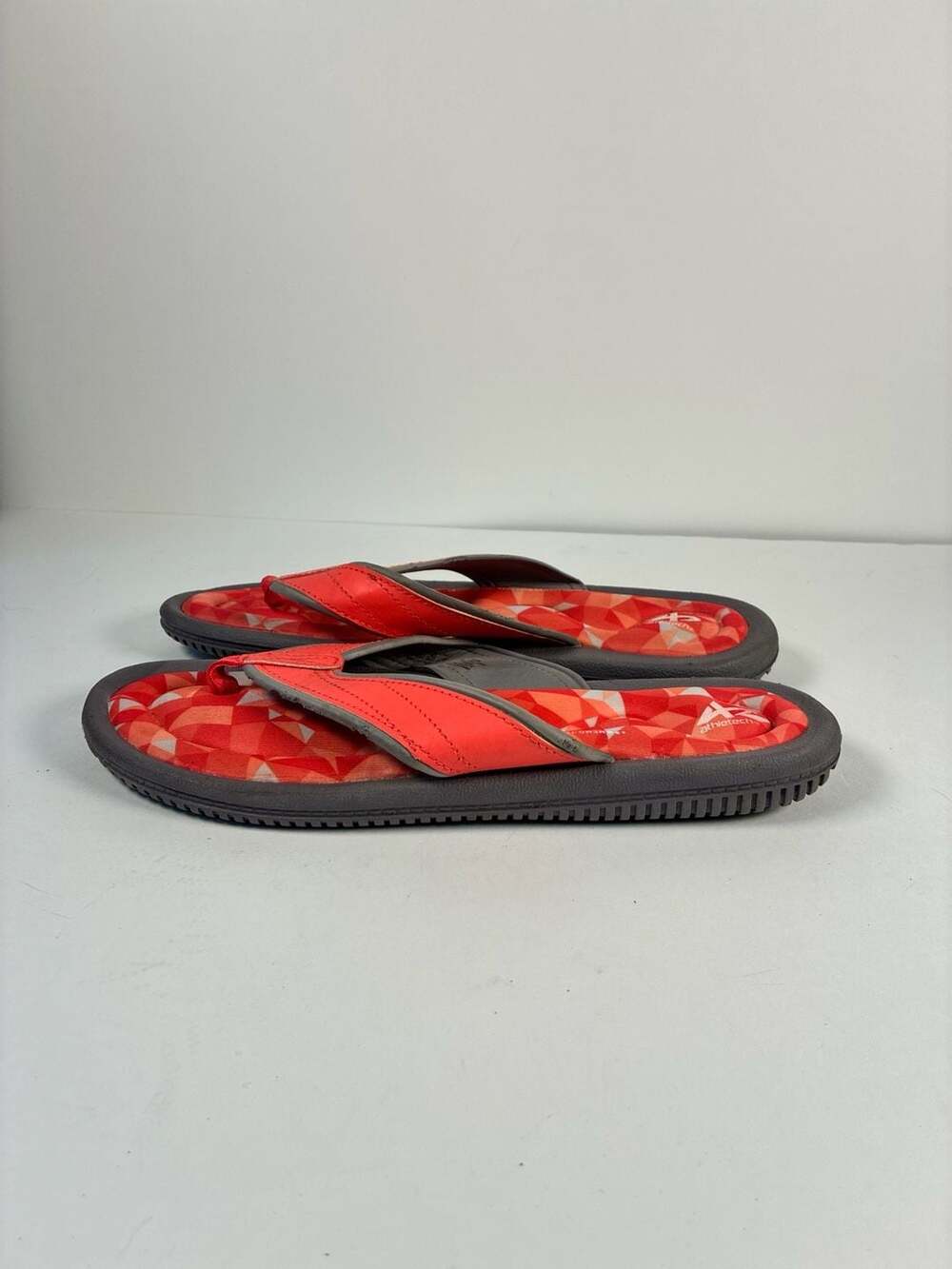 Athletech Memory Foam Flip Flop Sandals Size 9/10